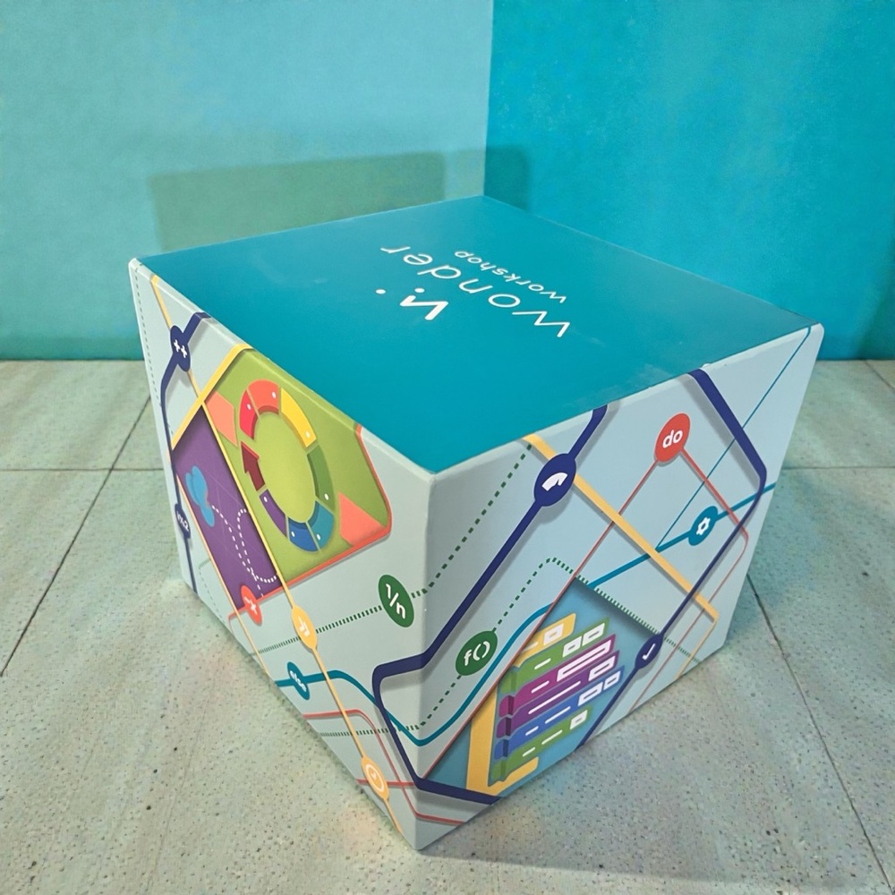 DASH Interactive Blue Robot Toy - Picture 6 of 12